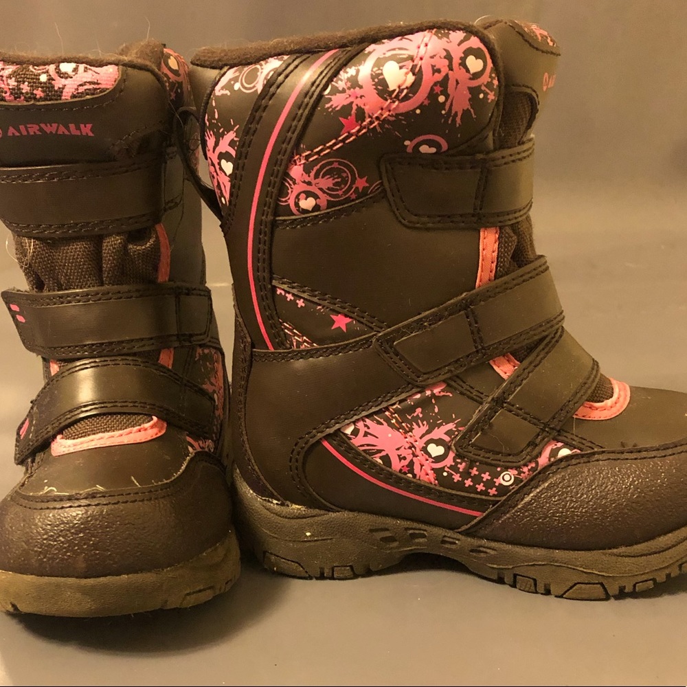 ⛄❄️ Little Girl Snow Boots LIKE NEW 👀